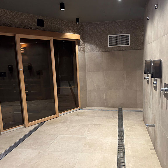 Calm Spa 1