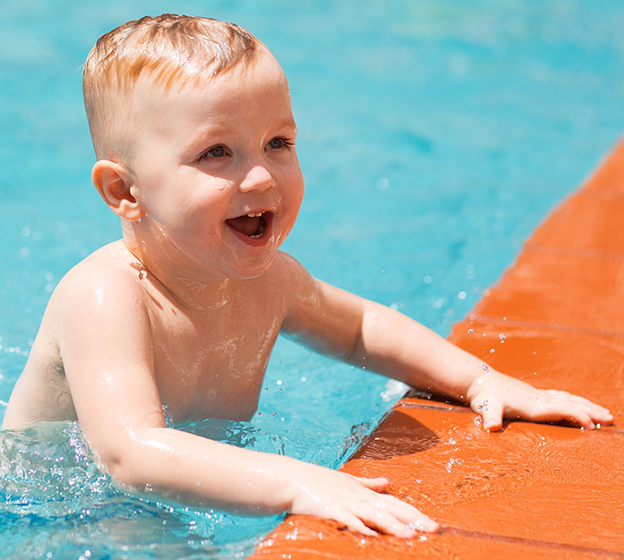 Peuterbad baby-kind