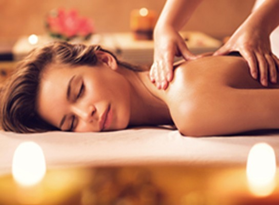 Massage naar keuze 90 min (1 persoon)